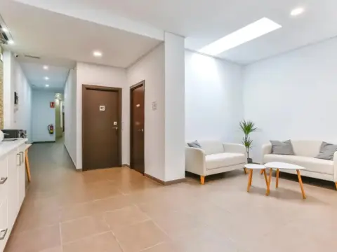 LM Rooms BCN - Photo 3