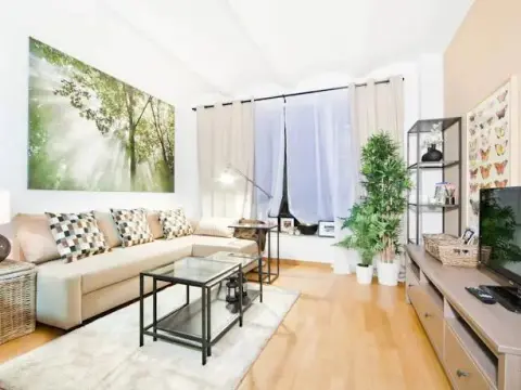 Loft and Flat - Photo 2