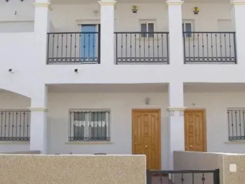Lovely 2-bed House in Punta Prima, Orihuela Costa - Photo 1