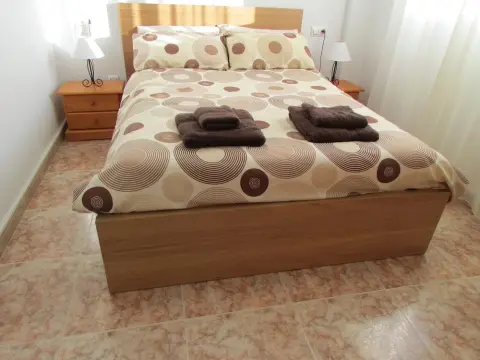 Lovely 2-bed House in Punta Prima, Orihuela Costa - Photo 3