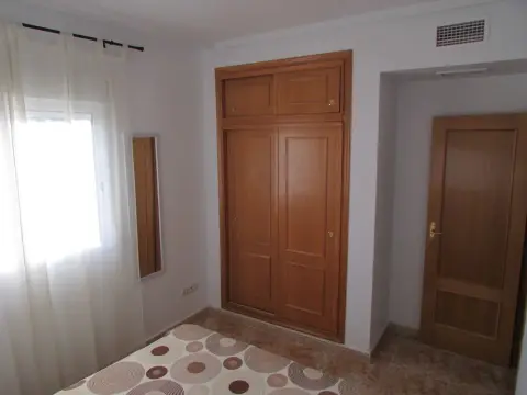 Lovely 2-bed House in Punta Prima, Orihuela Costa - Photo 4