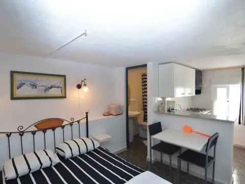 Luxurious Villa in La Escuera with Swimming Pool - Photo 1