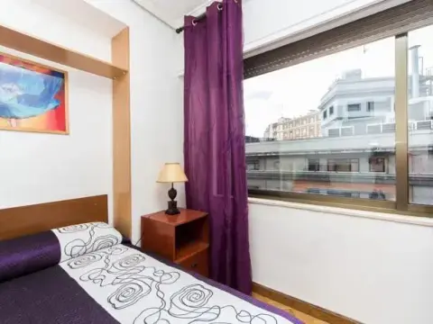 Madrid Apartel - Photo 3