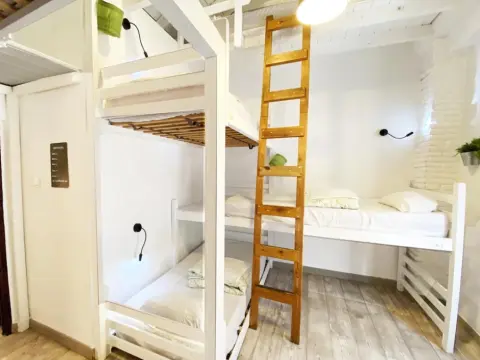 Makuto Guesthouse Hostel - фото 2