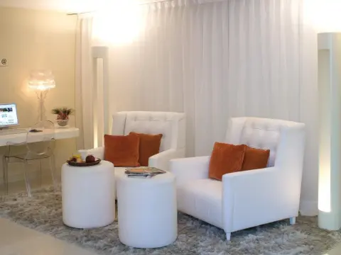 Metropolitan Sagrada Familia - Adults Only - Photo 2