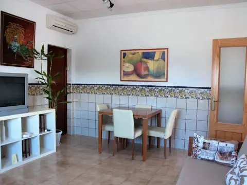 Modern Holiday Home in St Jaume d'Enveja with Private Pool - Photo 3