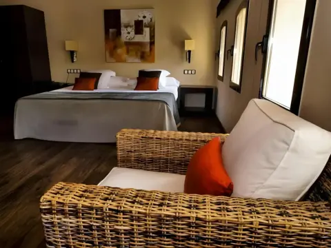 Molí Blanc Hotel - Photo 2