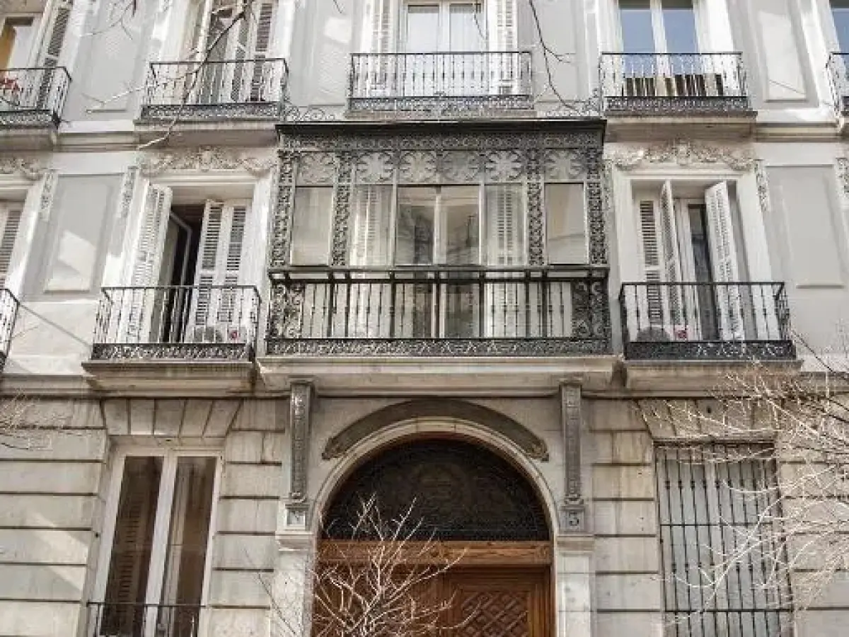 Nice Dreams House