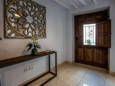 No 9 Competa - Photo 2