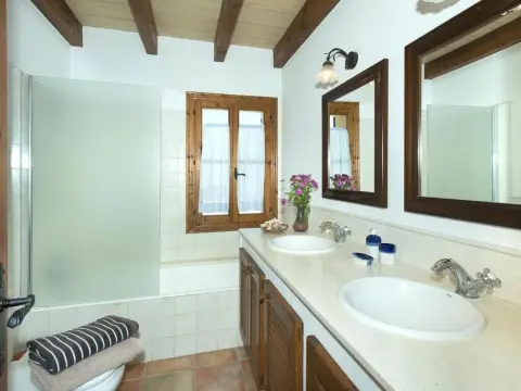 Owl Booking Villa Moya - Walking Distance to the Beach - Foto 4