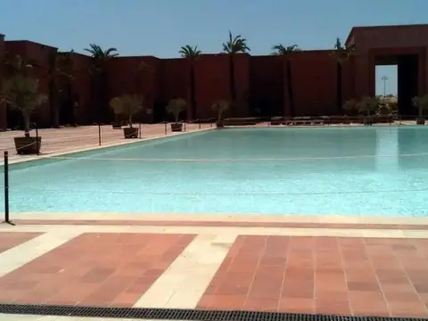 Paramount Golf Resort - Photo 1