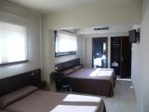 Pensión Restaurante "O Retiro " - Photo 3