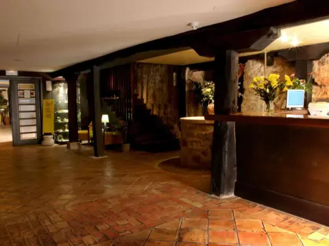 Posada Santa Maria la Real - Photo 2