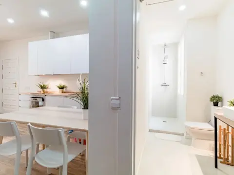 PYR Select Puerta del Sol V - Photo 2