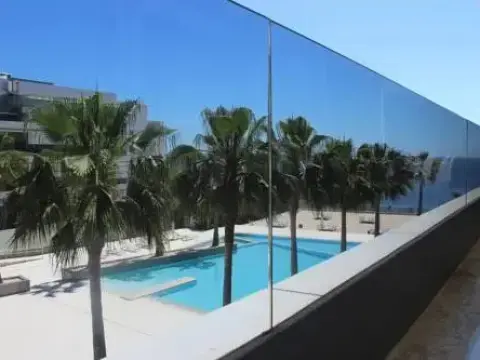 Royal Beach Luxury Apartments - Photo 2
