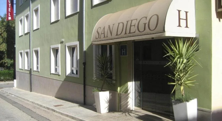 BEST SAN DIEGO 4 *