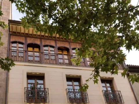San Justo Plaza - Photo 1