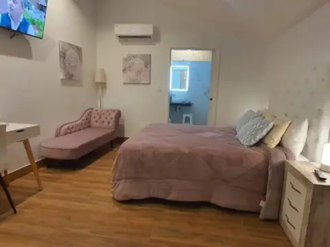 Sandra Rooms - Photo 1