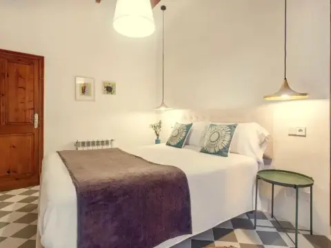 Senda Caimari - Photo 1