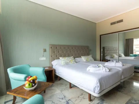 Sercotel Hotel Bahia de Vigo - Photo 3