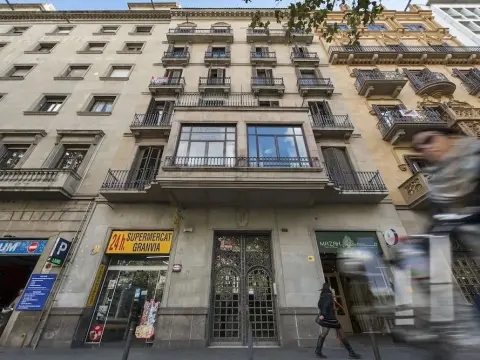 SIBS Coliseum - Photo 1