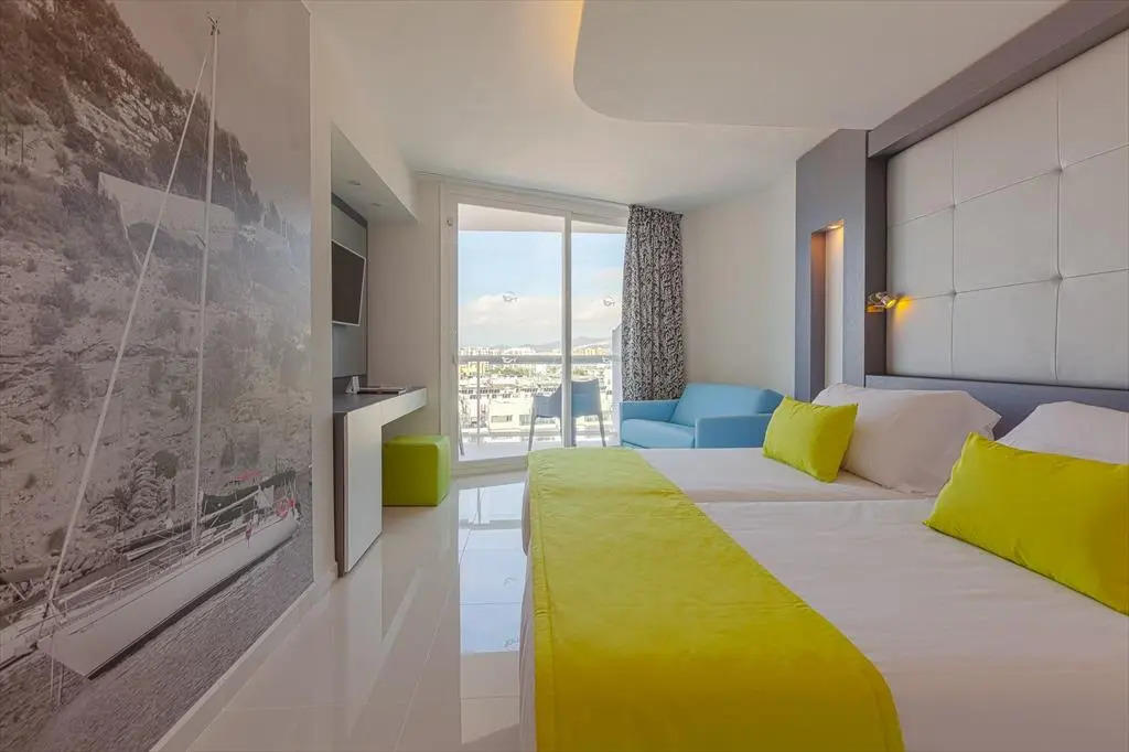 Sirenis Hotel Tres Carabelas & SPA - Photo 2