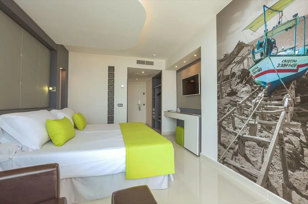 Sirenis Hotel Tres Carabelas & SPA - Photo 4