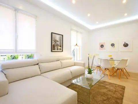 Sofía - MadFlats Collection - Photo 3