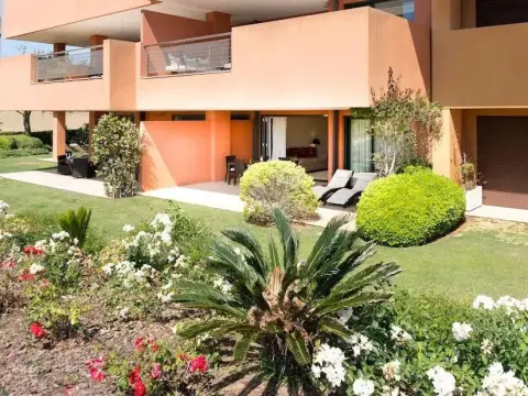 Sotogrande Marina 2Bedroom Luxury Ground - Photo 1
