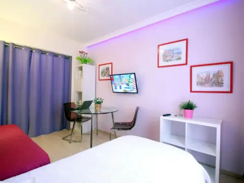 Stopbarcelona Universidad Apartments - Photo 3