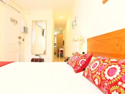Sugar Barcelona Rentals - Photo 1