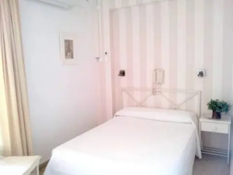 Hotel Tramontana - Photo 2