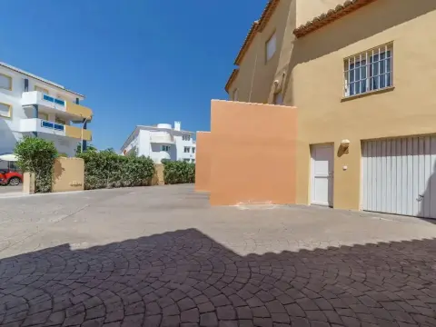 Travel Habitat Playa Oliva - Photo 1