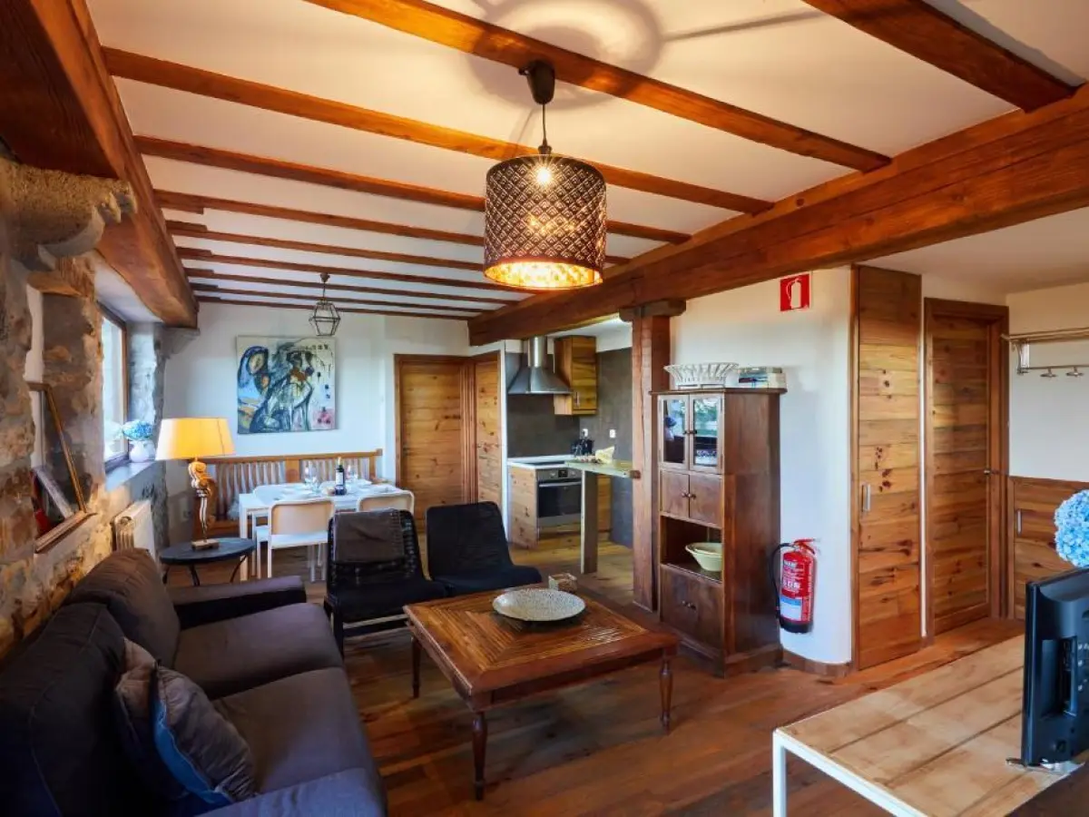 Urain Suites Apartments At Flysch-Coast