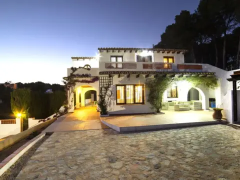 Villa La Mancha - Photo 1