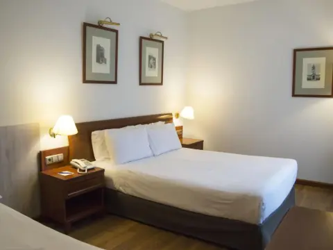 Zentral Gijón Rey Pelayo - Photo 3