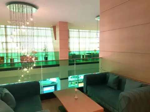 Batumi Agency Mega Palace Aparthotel - Photo 2