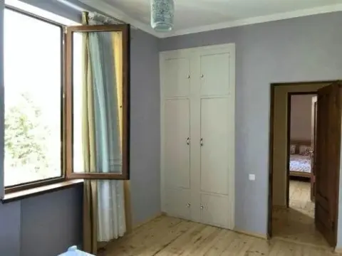 Guest House on Saakadze St. 36 - Photo 3