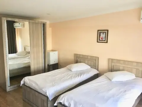 Hotel Colosseo Tbilisi - Photo 2