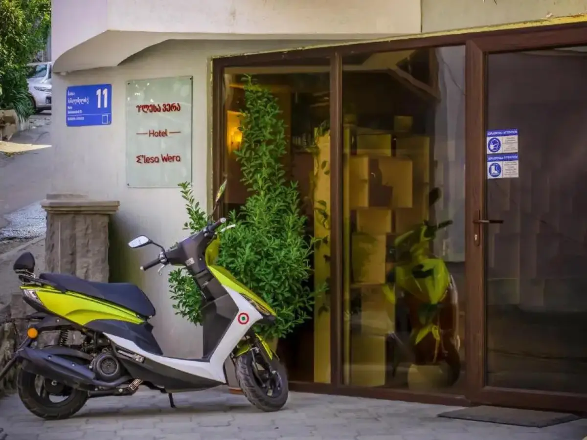 Hotel Elesa Wera