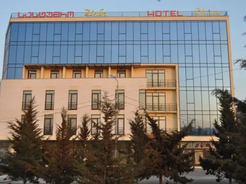 Hotel Georgia - Photo 1