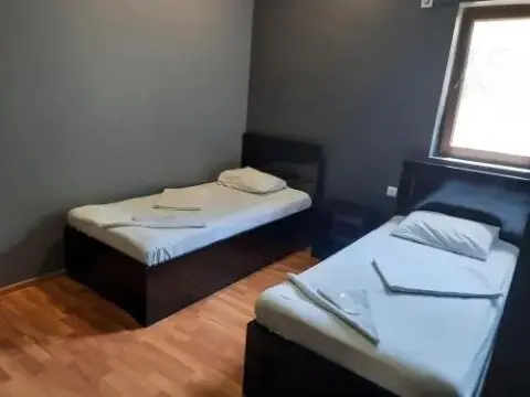 Hotel In Georgia - Photo 2