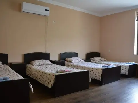 Hotel In The Middle of City - Photo 4