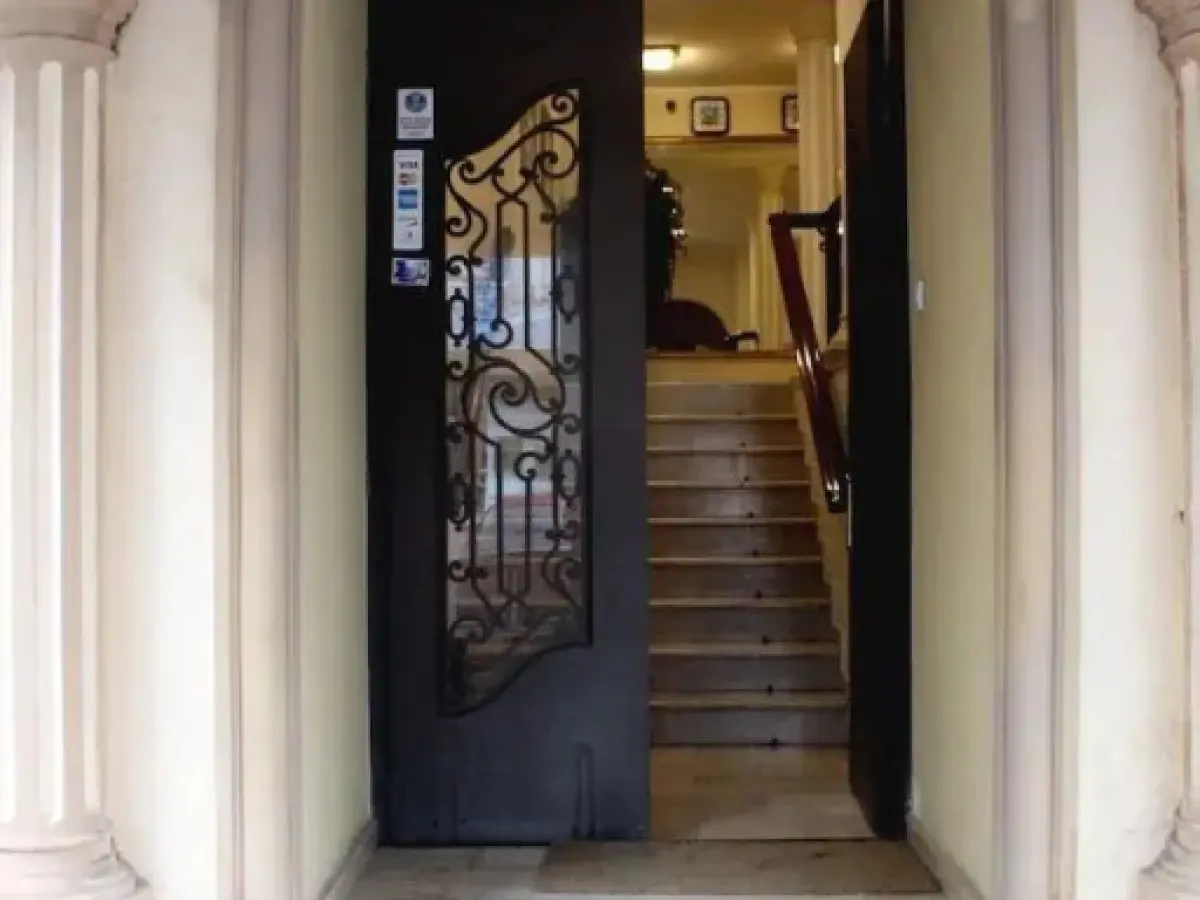 I.A.R. Hotel