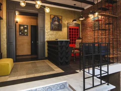 Wine Story Hotel - Photo 2