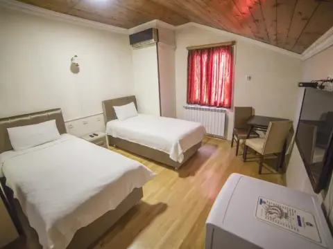 Hirmas Hotel - Photo 2