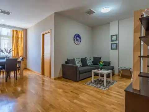 Rustaveli Business Center Apartments - Rustaveli Avenue - Photo 4