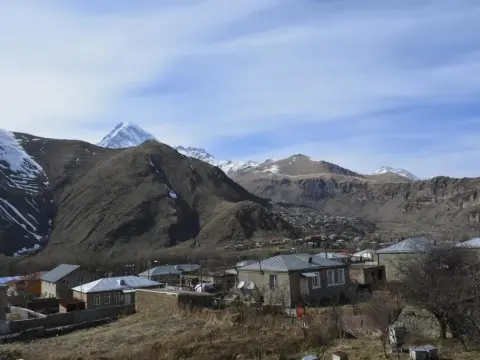 Zaza's House - Photo 2