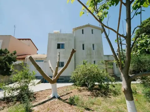 A Cozy Summer Retreat in the Woods of Rhodes - фото 1