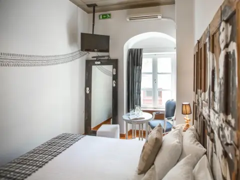 Adiandi Boutique Hotel - Photo 2